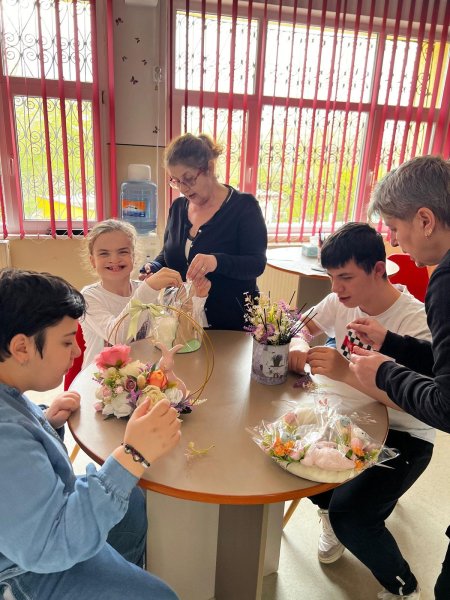 Sfintele Sărbători Pascale 2025